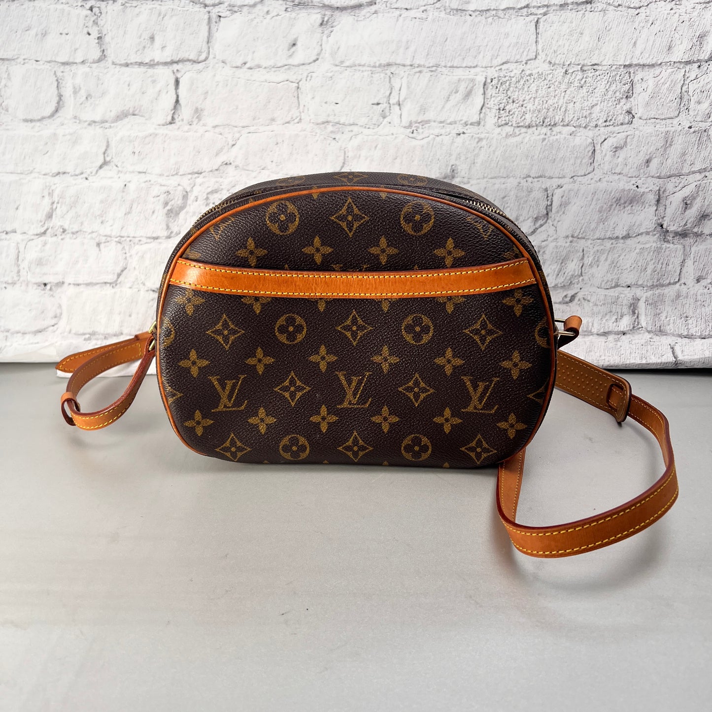 Louis Vuitton Handle Bags A-14780