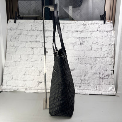 Dior Tote Bags A-14781