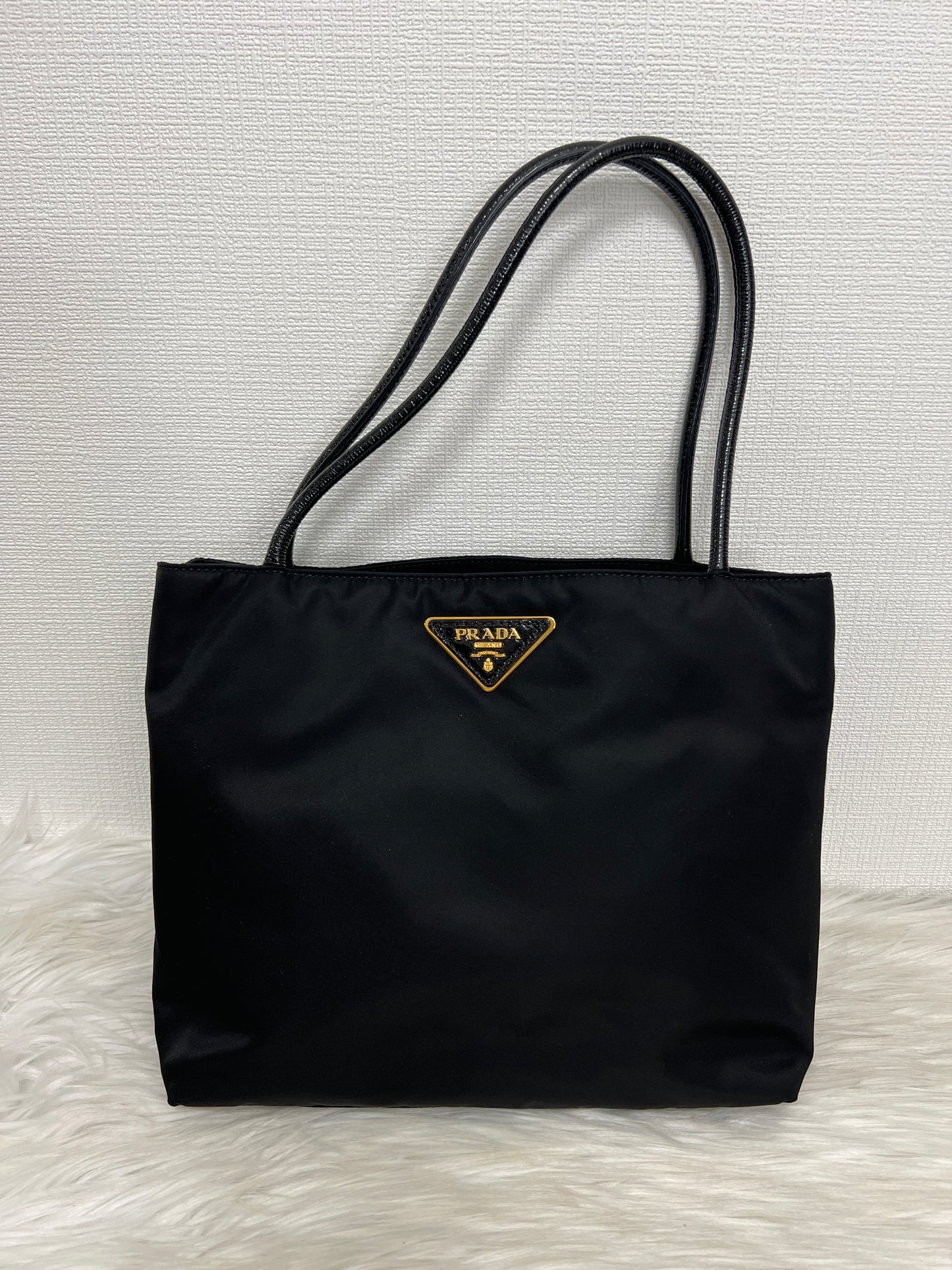 Prada Tote Bags A-14789