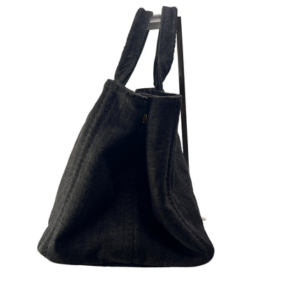 Prada Tote Bags A-14791