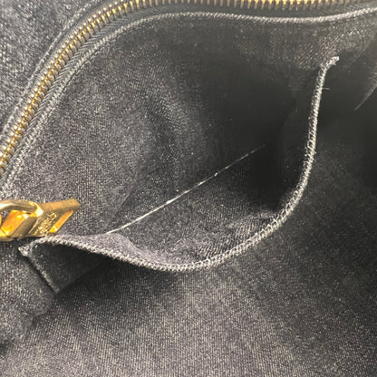 Prada Tote Bags A-14791