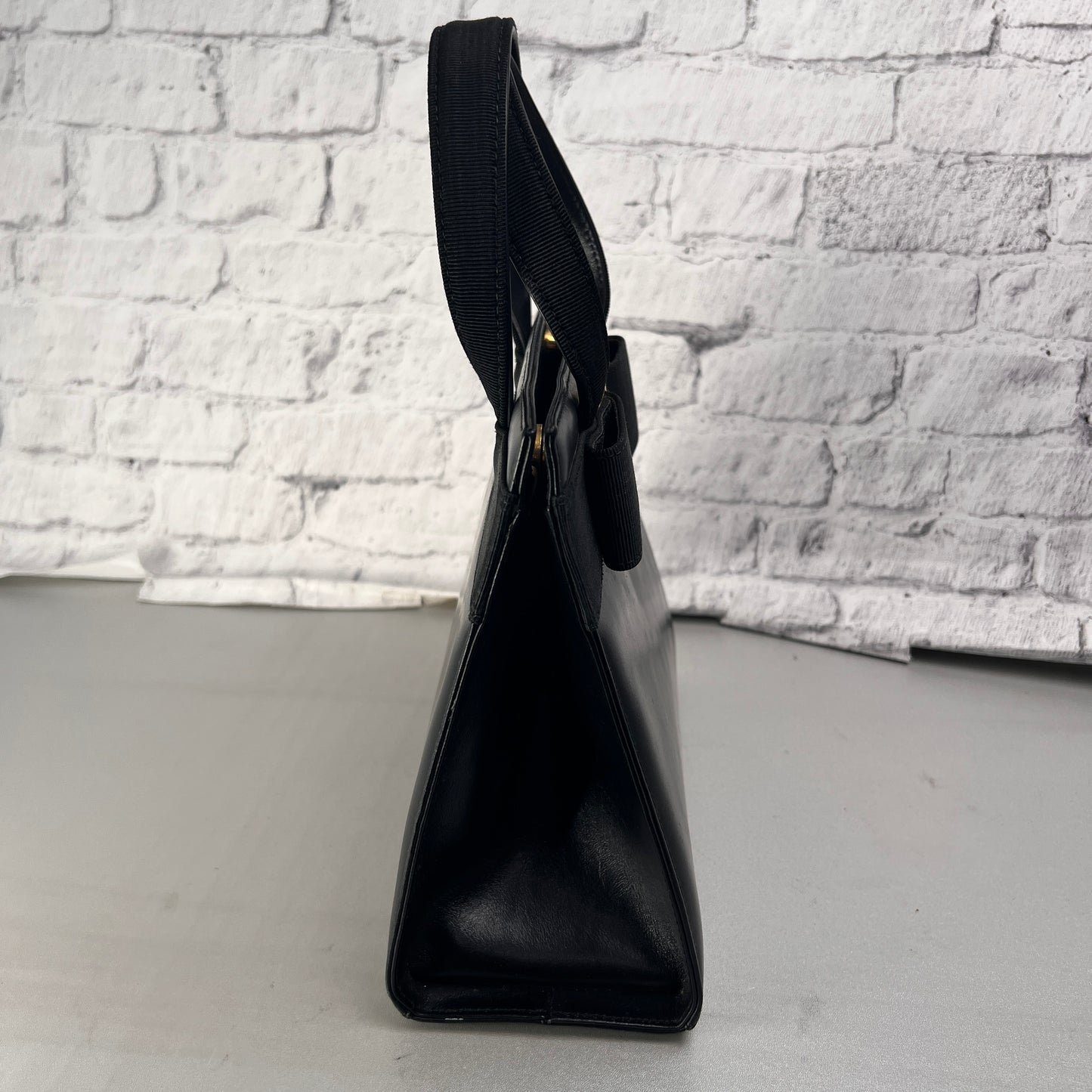 Ferragamo Handle Bags A-14792
