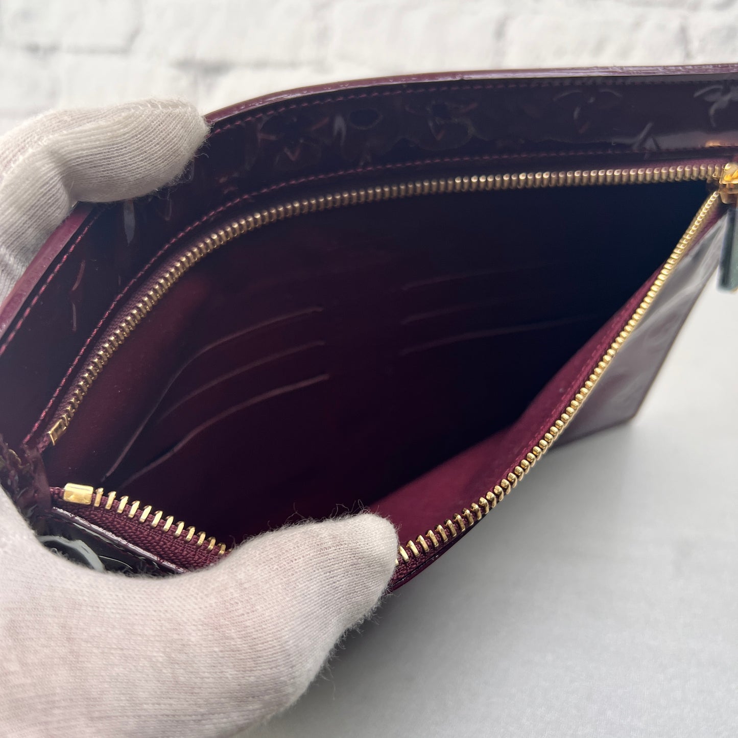 Louis Vuitton Pouches A-14812