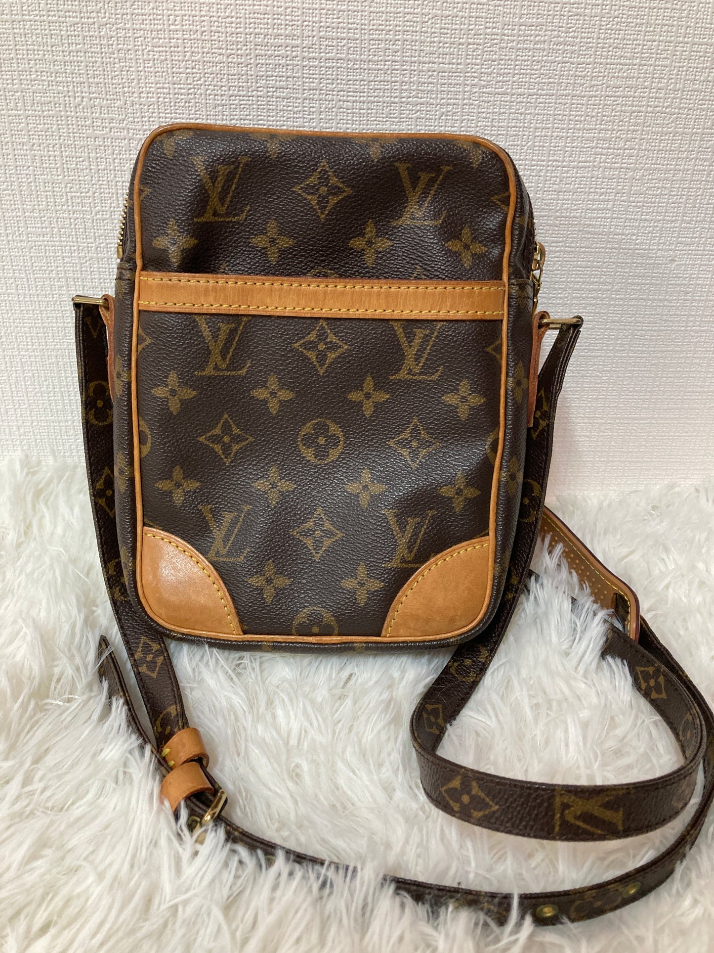 ルイ・ヴィトン Shoulder Bags A-14828