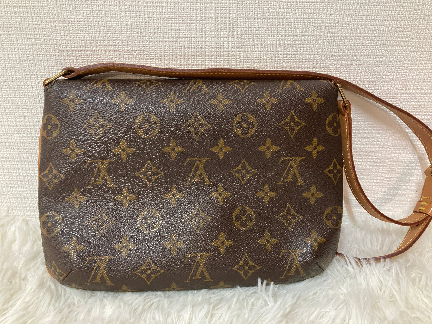 ルイ・ヴィトン Shoulder Bags A-14835