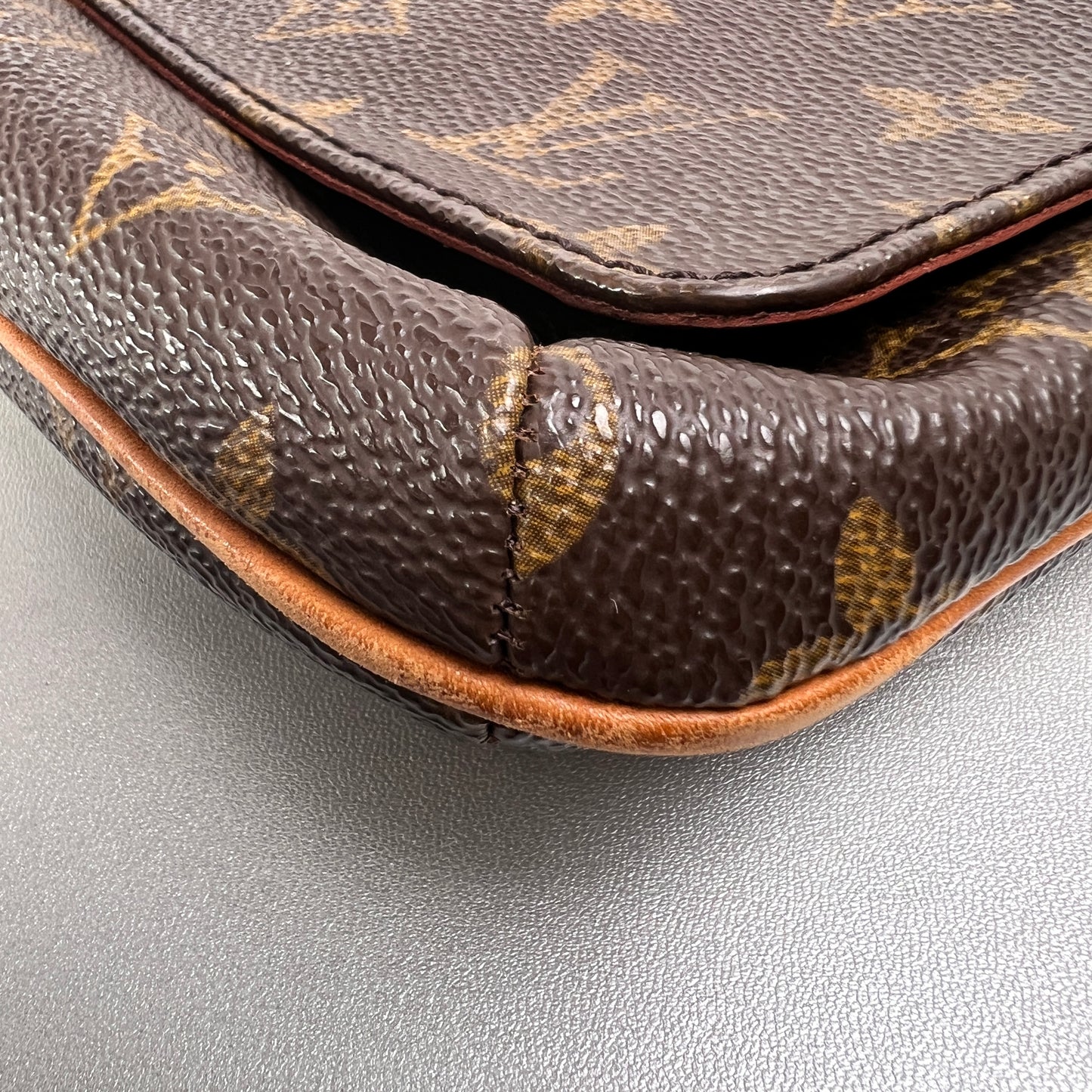 ルイ・ヴィトン Shoulder Bags A-14835