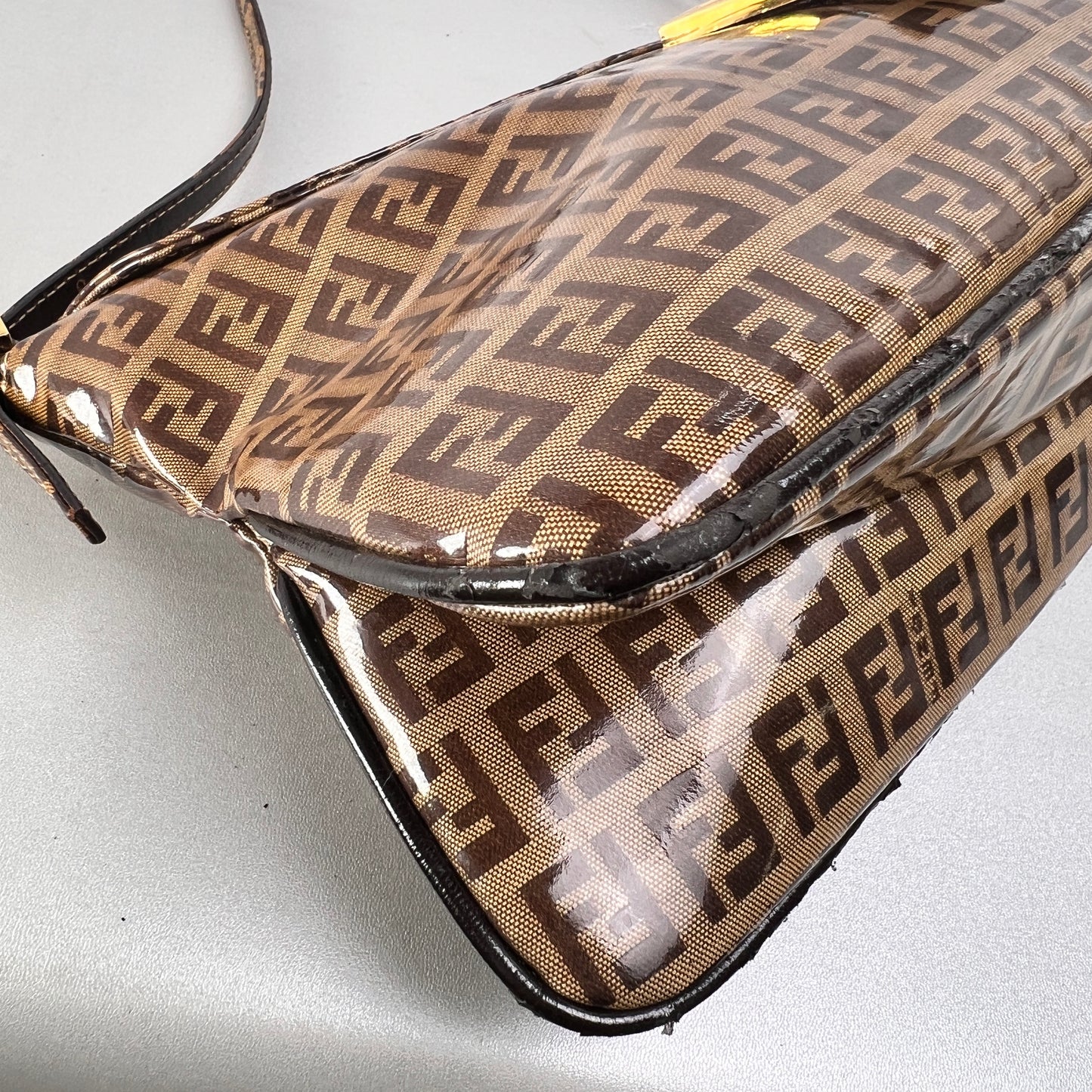 Fendi Shoulder Bags A-14836