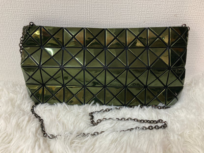 Issey Miyake Shoulder Bags A-14852