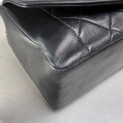 Chanel Handle Bags A-14900