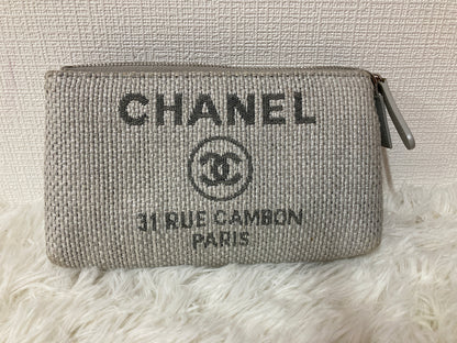 Chanel Pouches A-14907