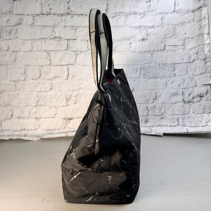 Chanel Black Tote Bags A-14909