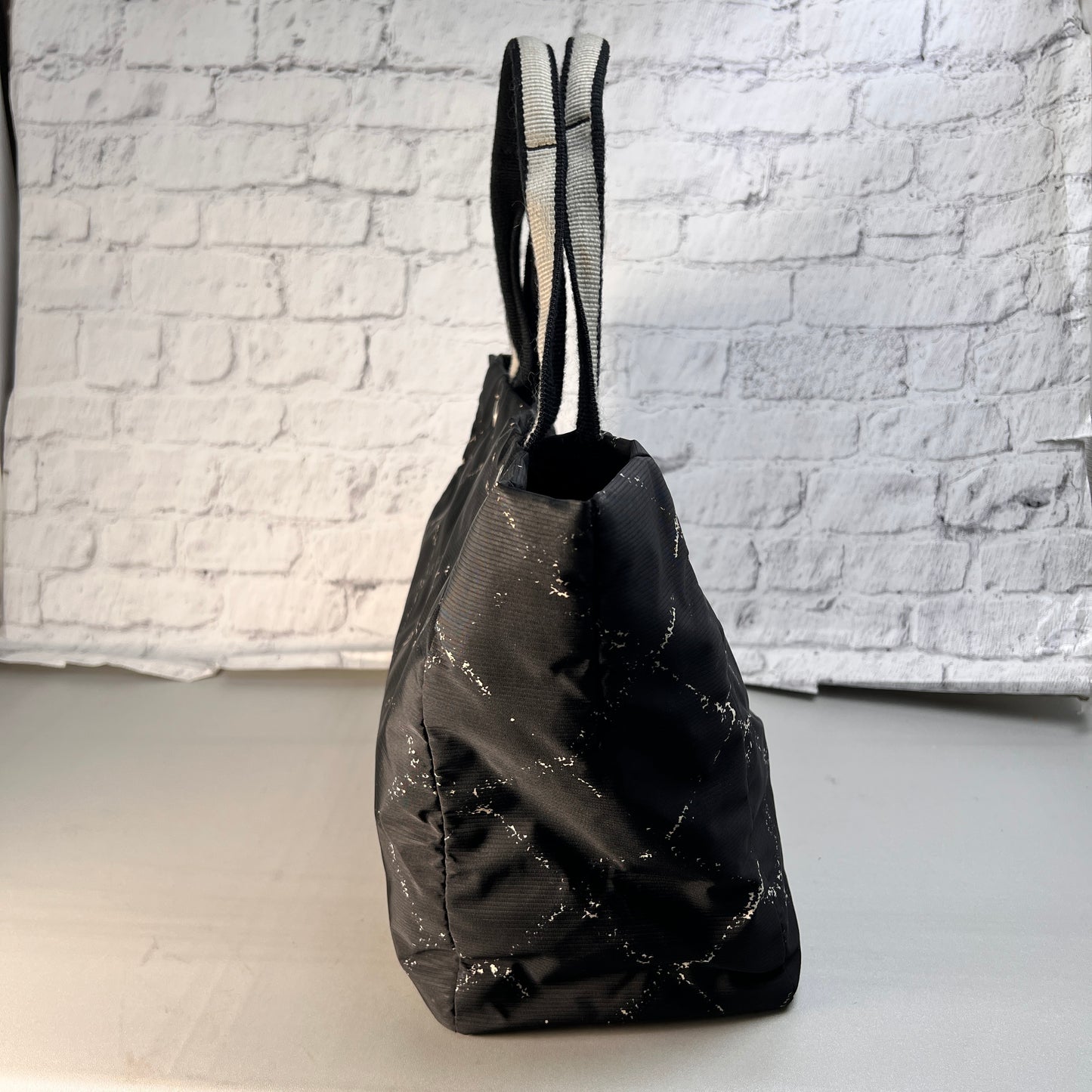 Chanel Black Tote Bags A-14909