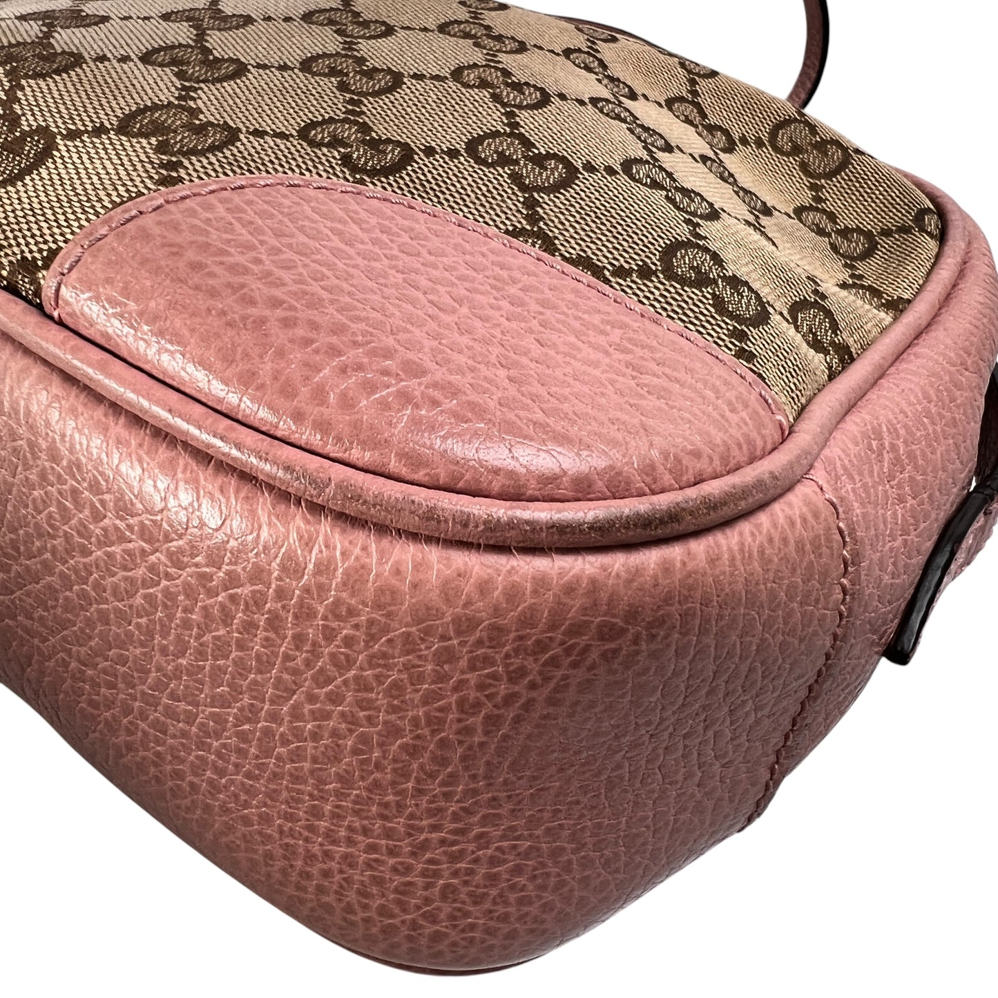 Gucci Shoulder Bags A-14926