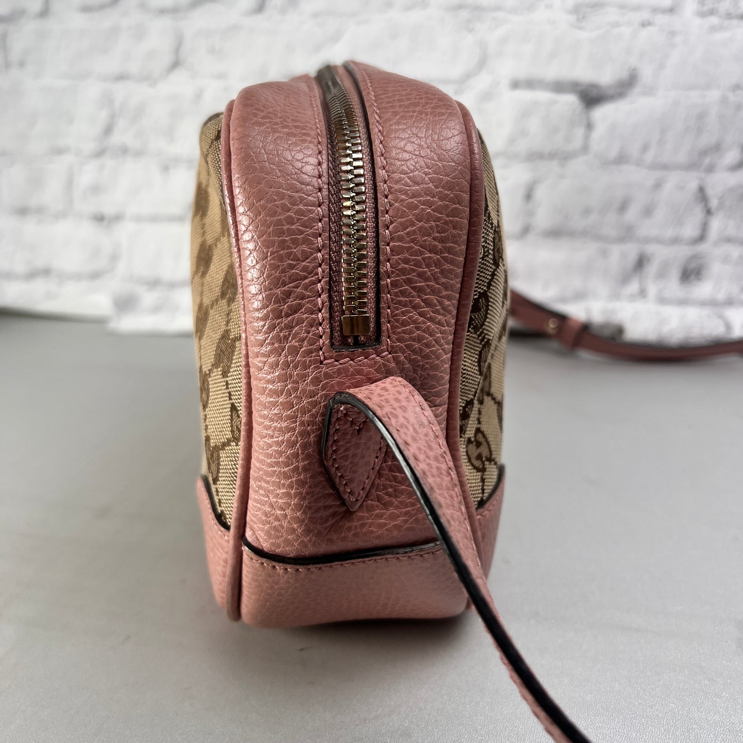 Gucci Shoulder Bags A-14926