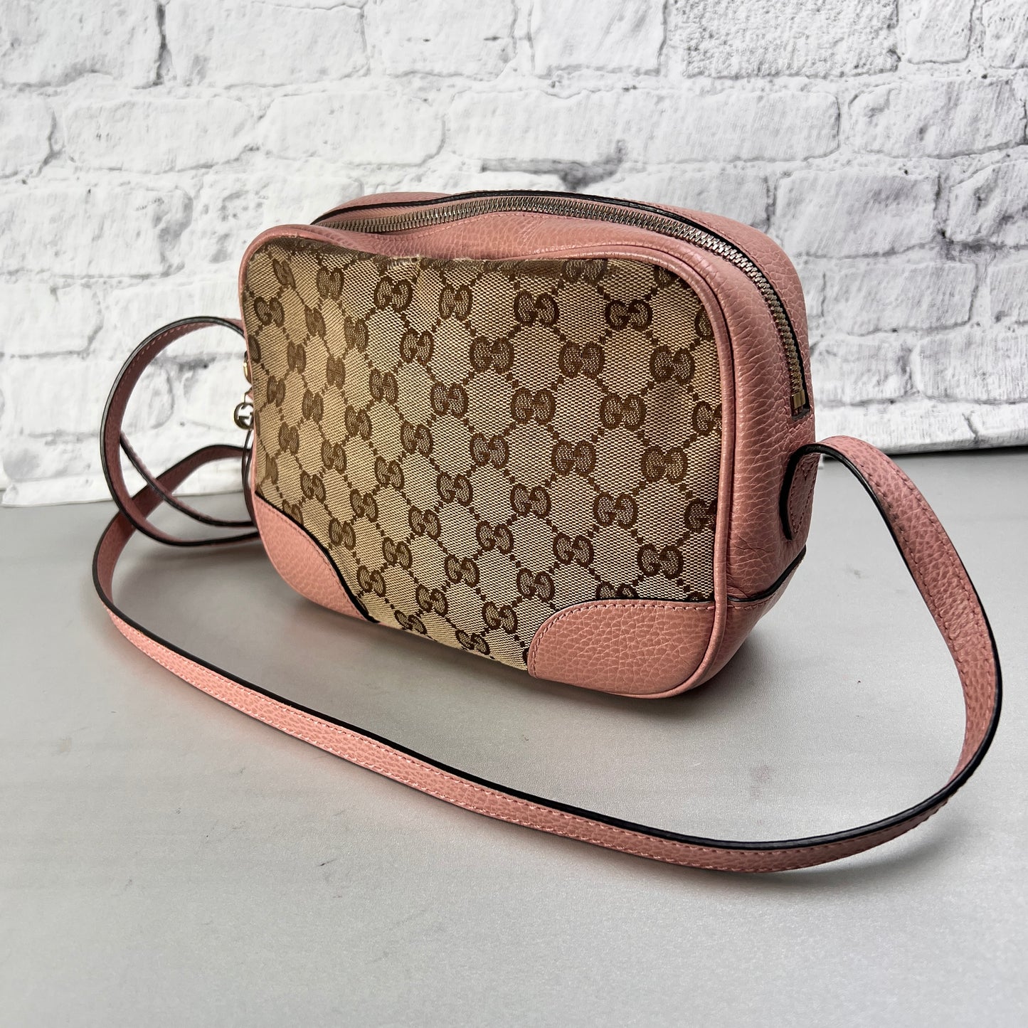 Gucci Shoulder Bags A-14926