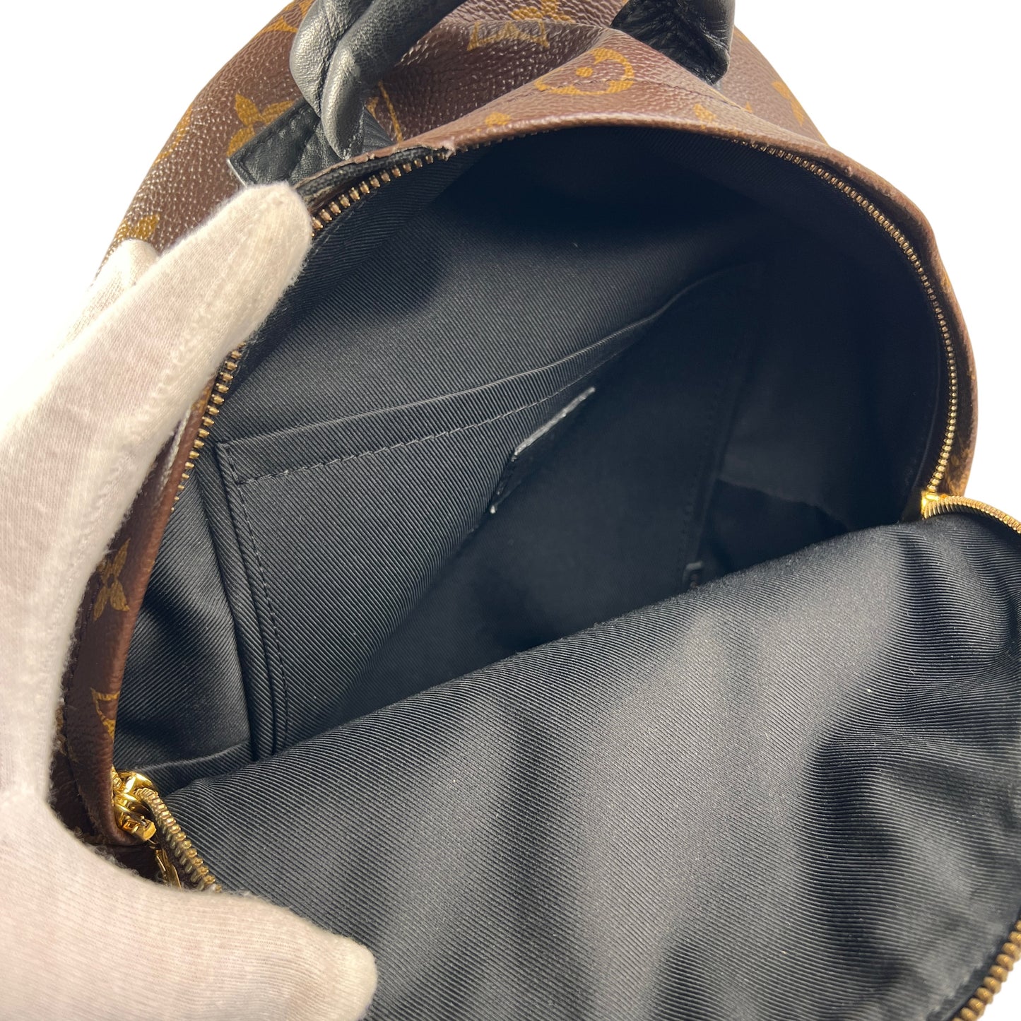 Louis Vuitton Backpacks A-14928