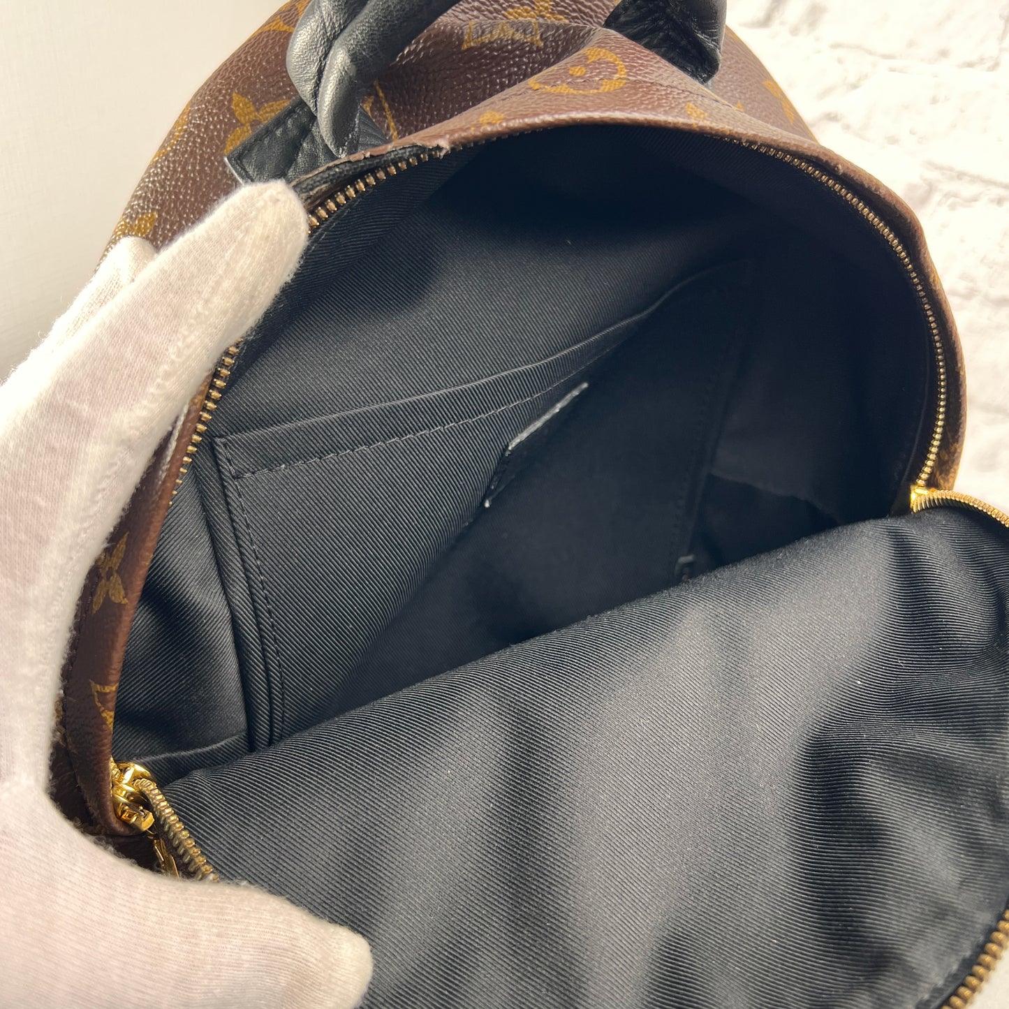 Louis Vuitton Backpacks A-14928