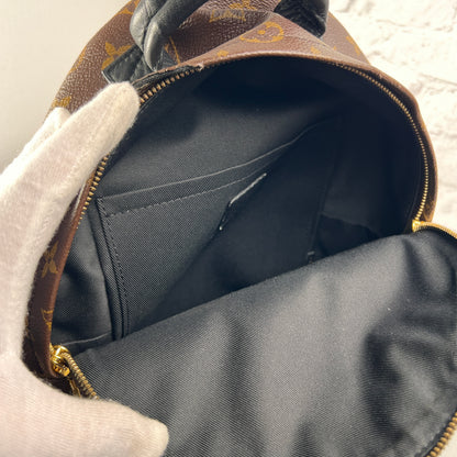 Louis Vuitton Backpacks A-14928