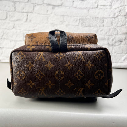 Louis Vuitton Backpacks A-14928