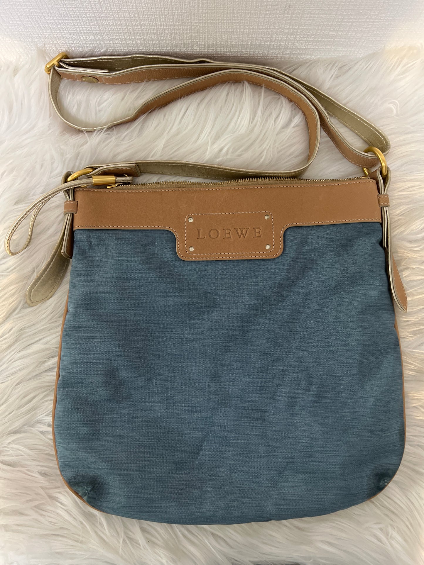 Loewe Shoulder Bags A-14938