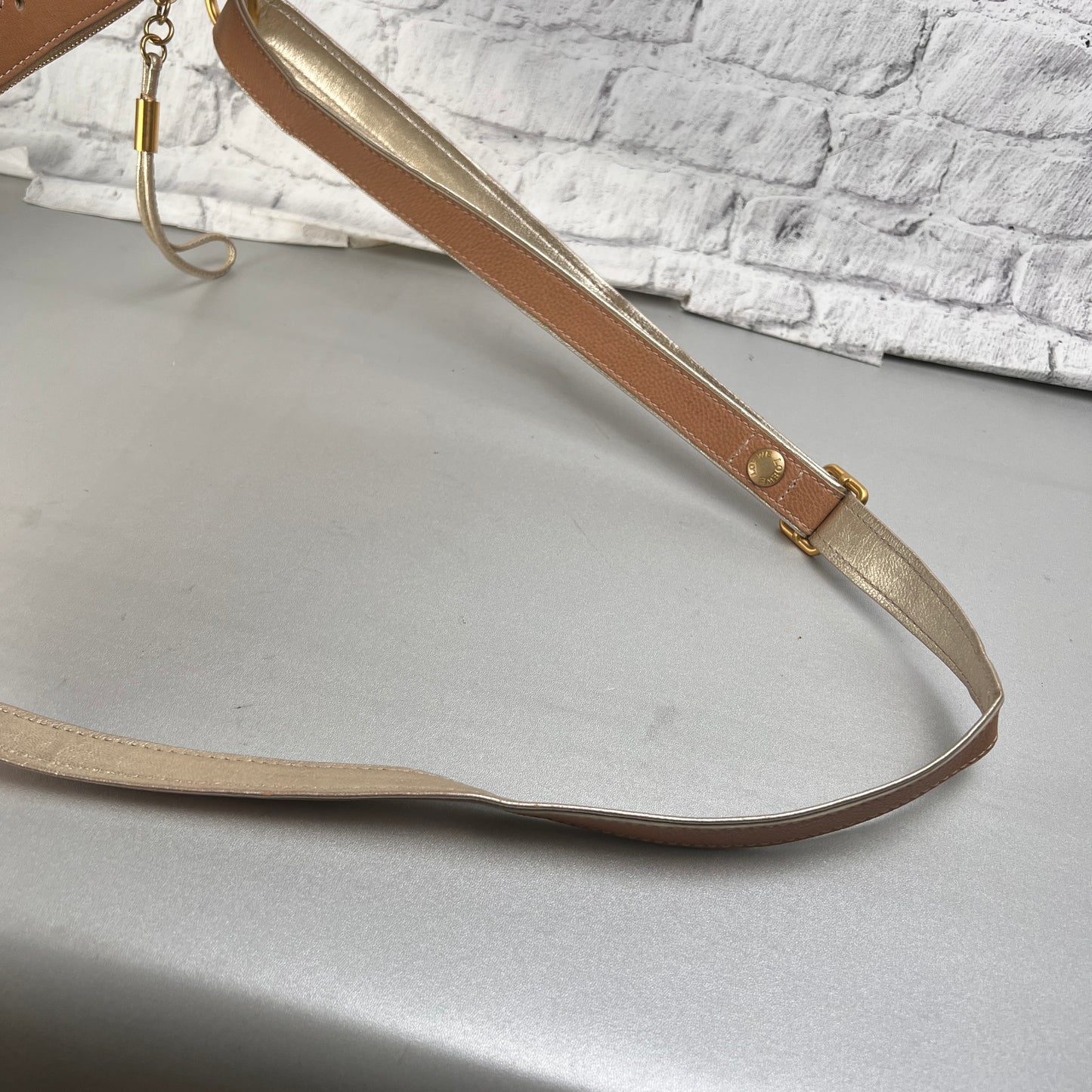 Loewe Shoulder Bags A-14938