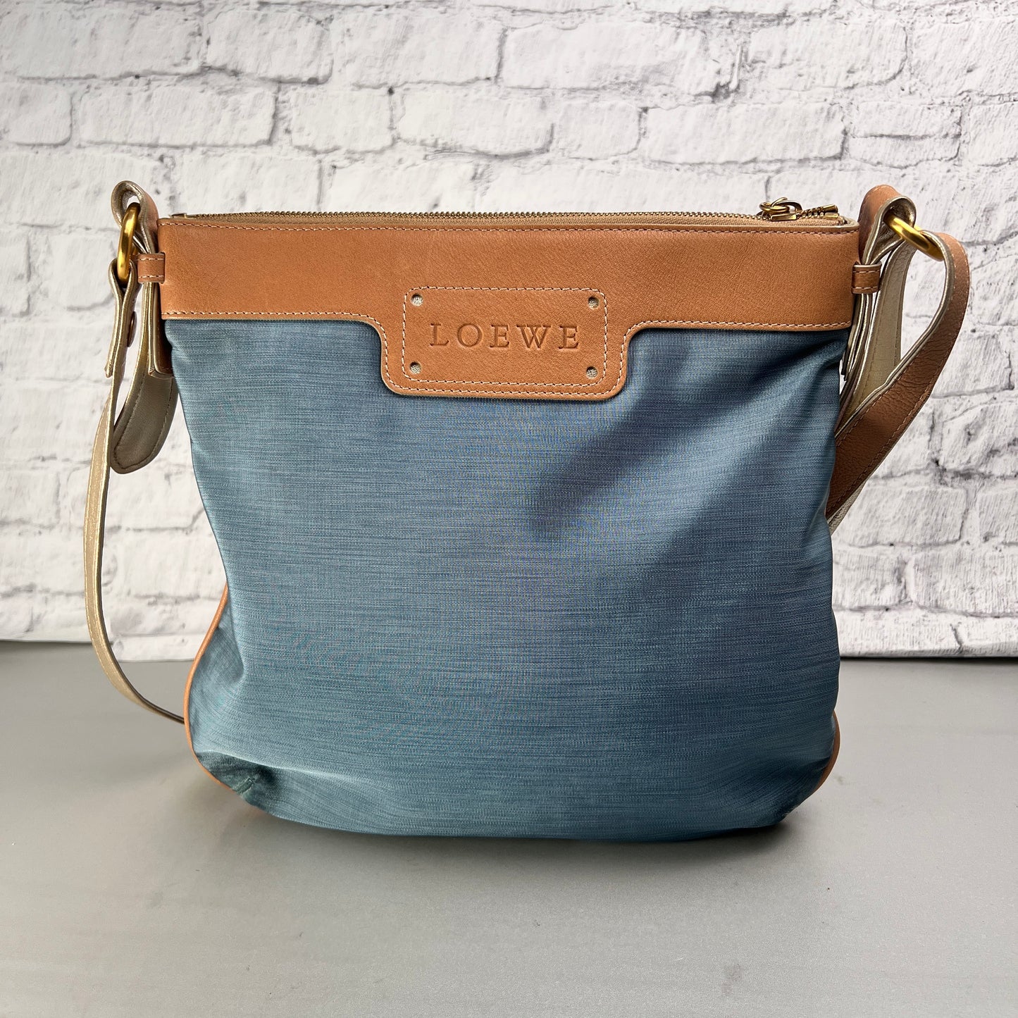 Loewe Shoulder Bags A-14938
