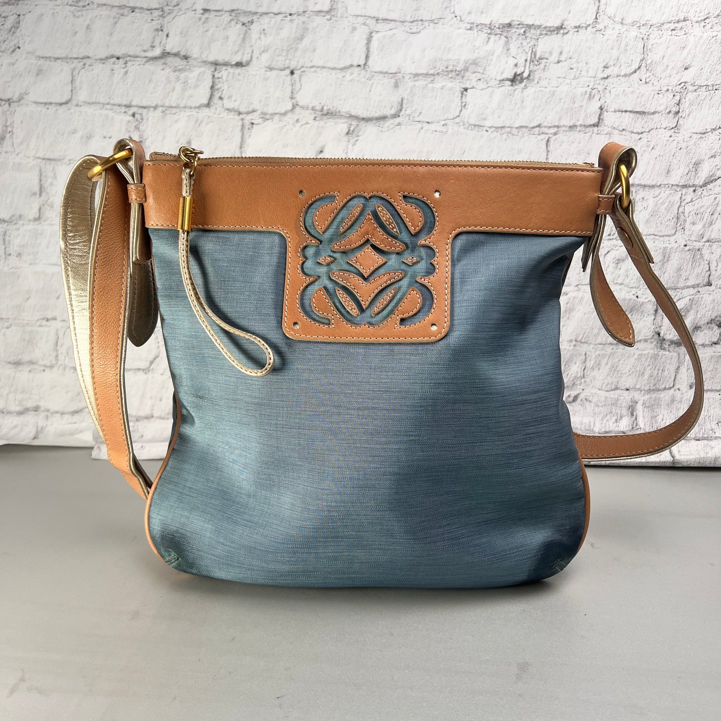 Loewe Shoulder Bags A-14938