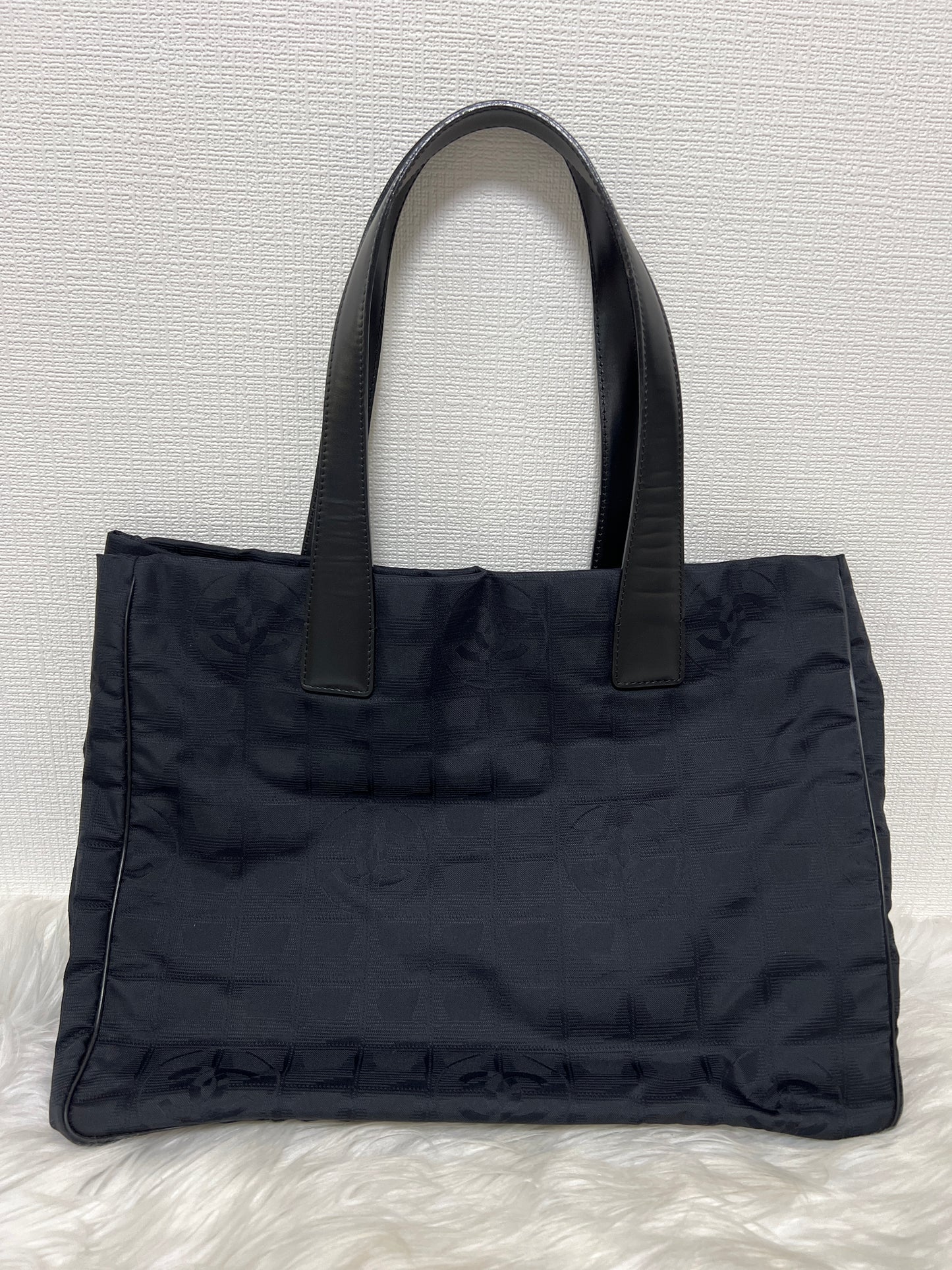 Chanel Tote Bags A-14947