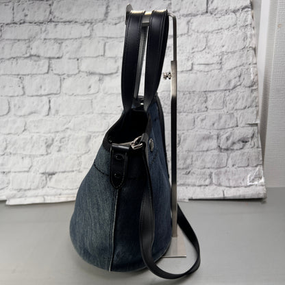 Prada Tote Bags A-14952