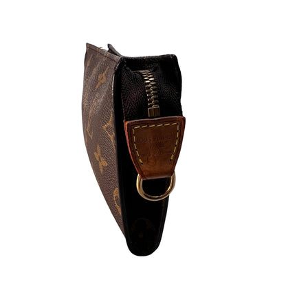 Louis Vuitton Pouches A-14958