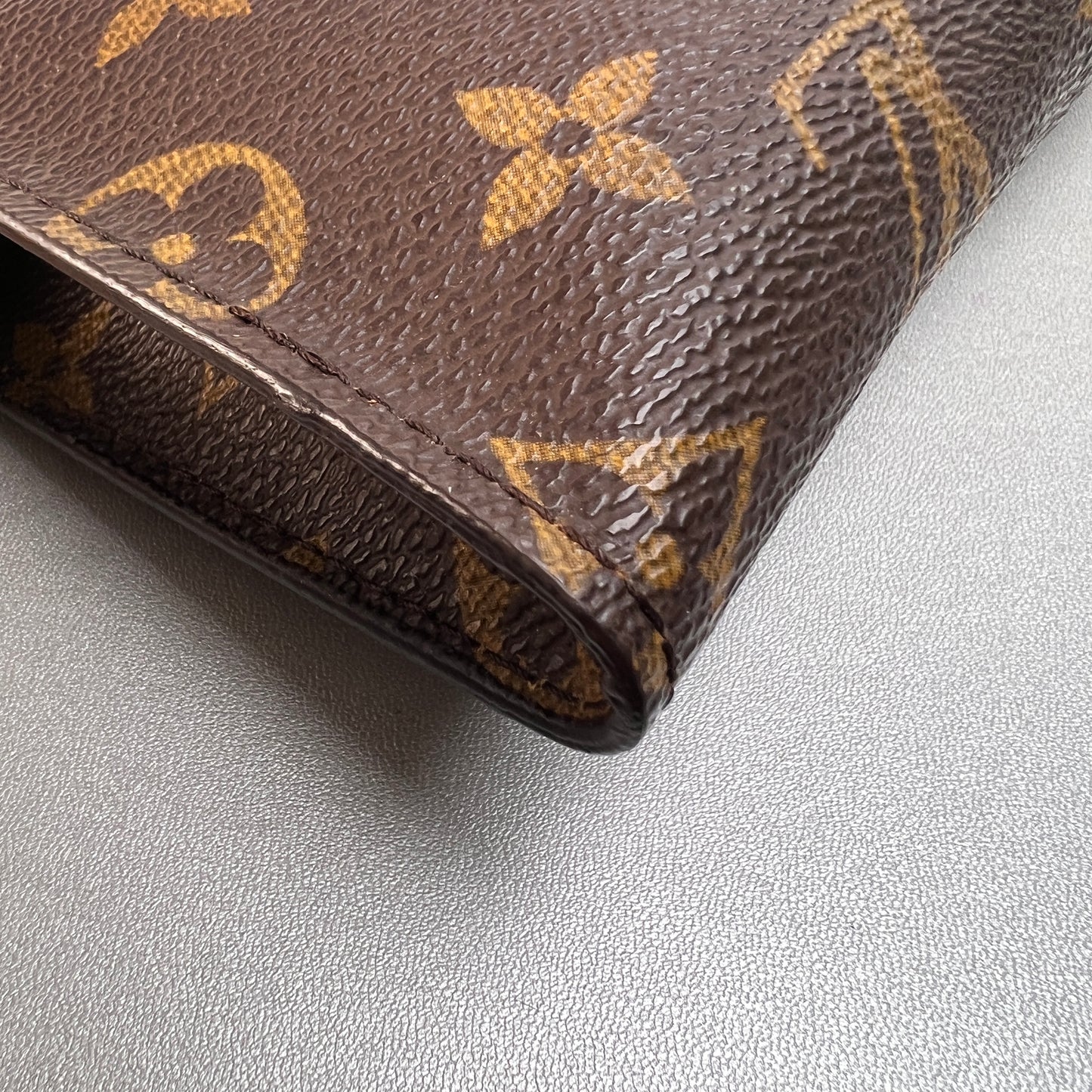 Louis Vuitton Pouches A-14958