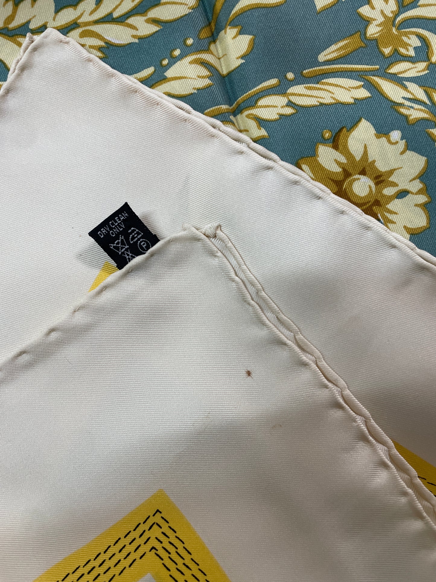 Loewe Scarves A-14991