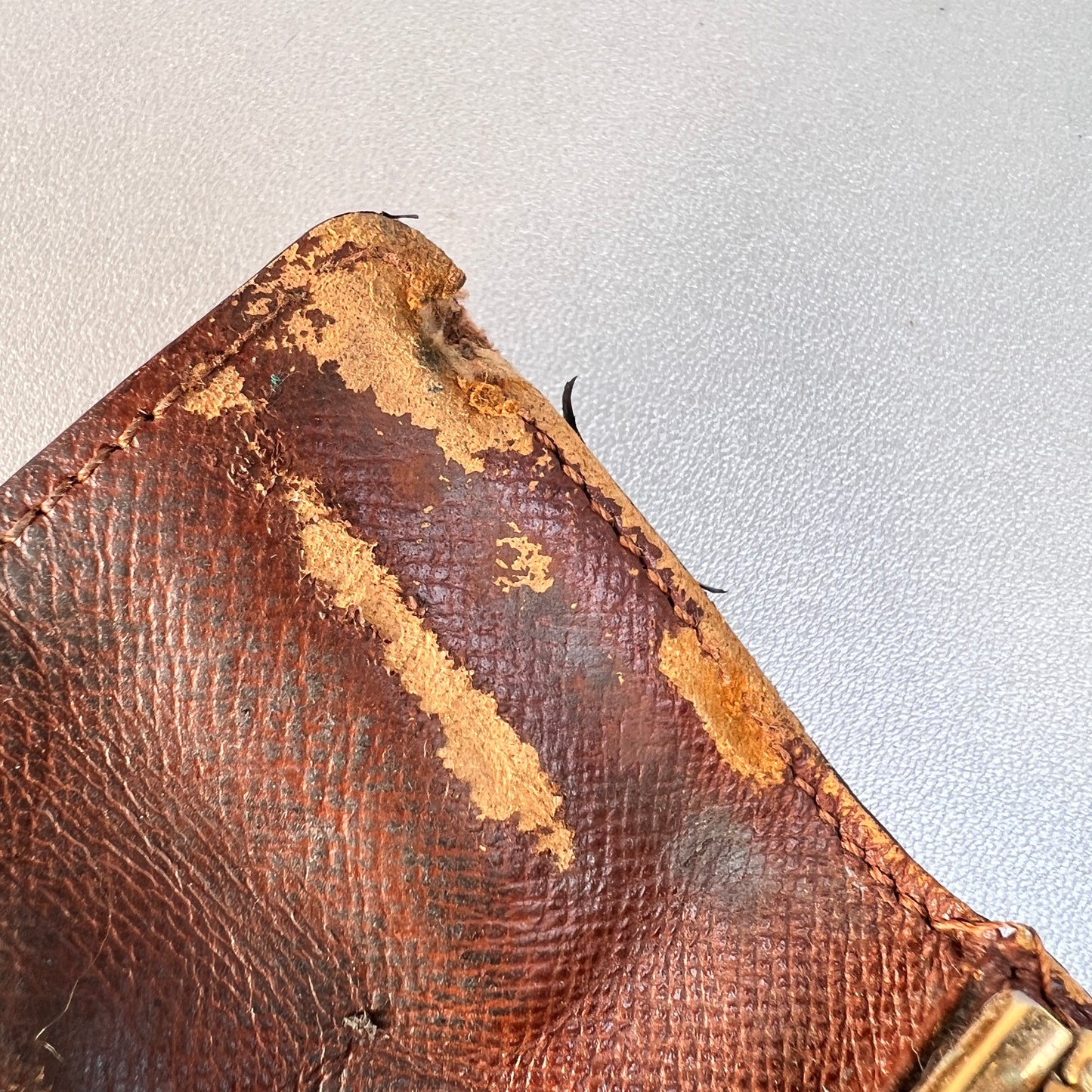 Louis Vuitton Small goods A-14993