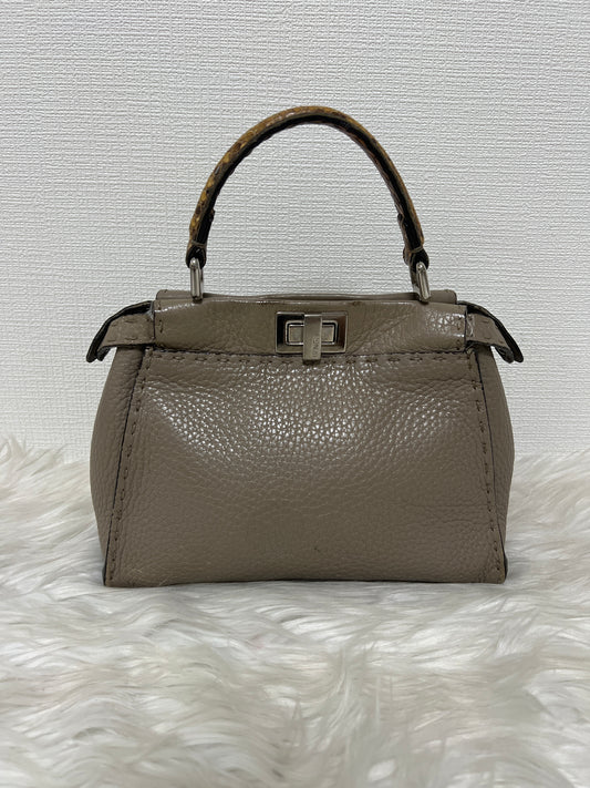 Fendi グレー系 Handle Bags A-15001