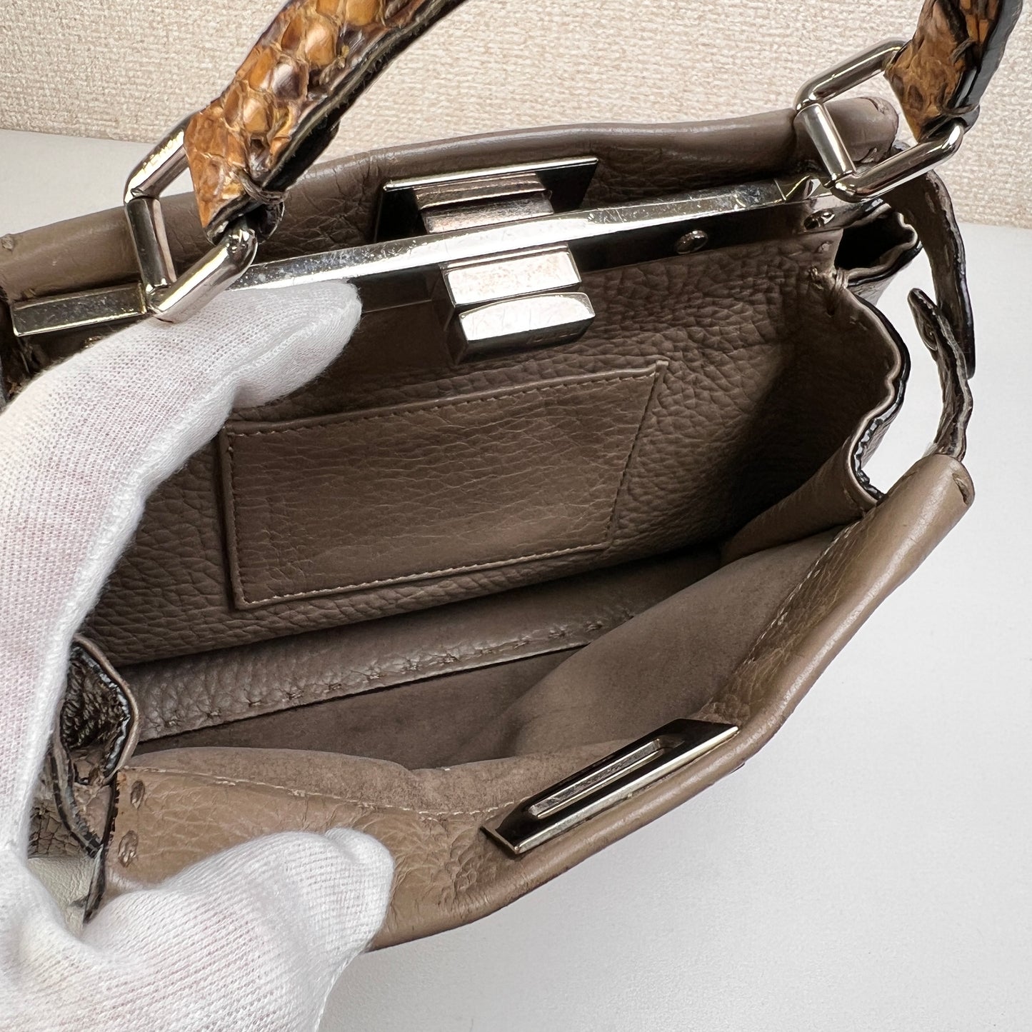 Fendi Gray Handle Bags A-15001