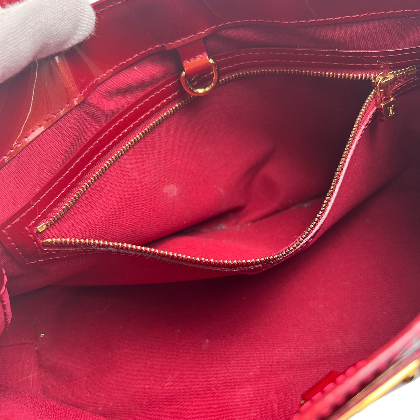 Louis Vuitton Red Handle Bags A-15030