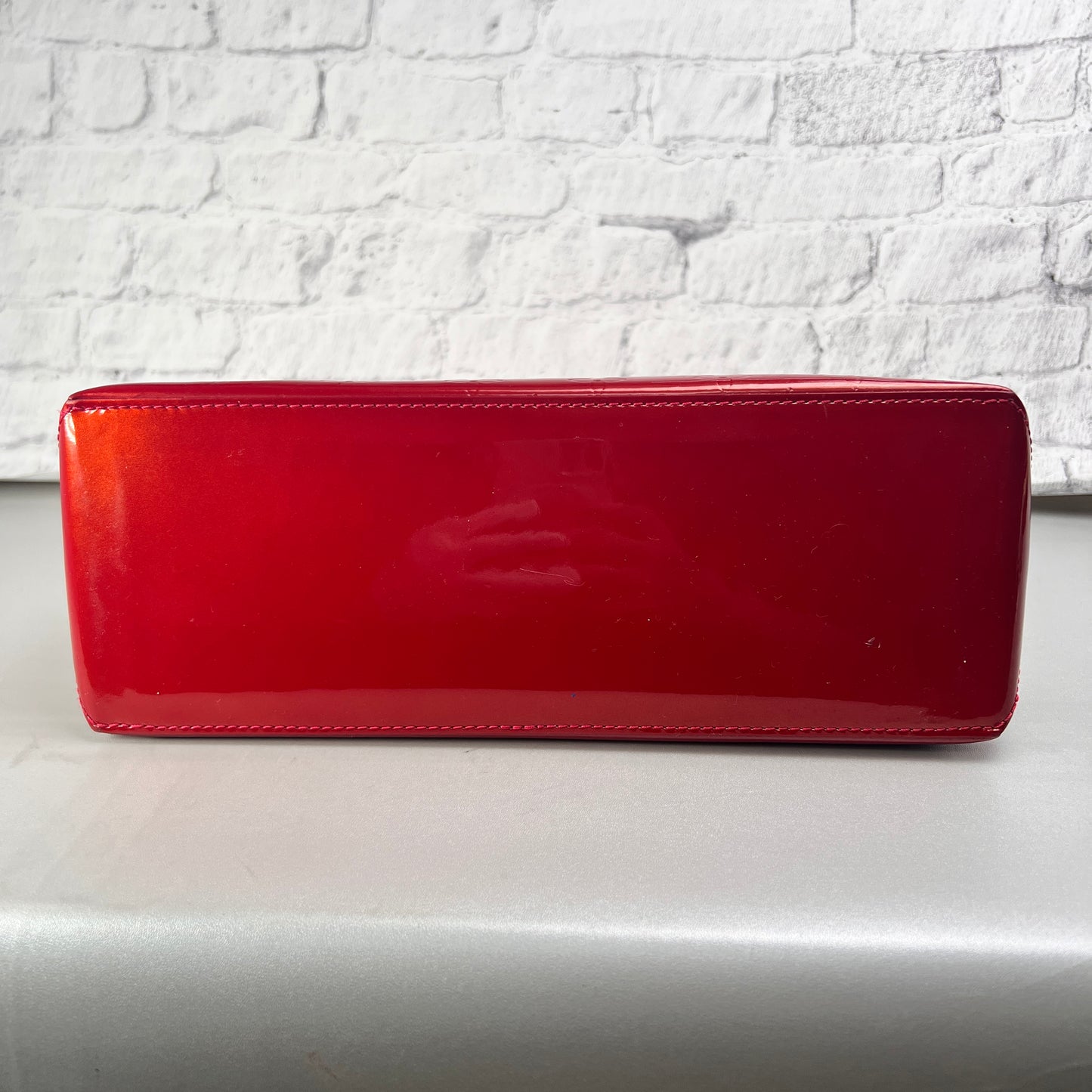 Louis Vuitton Red Handle Bags A-15030