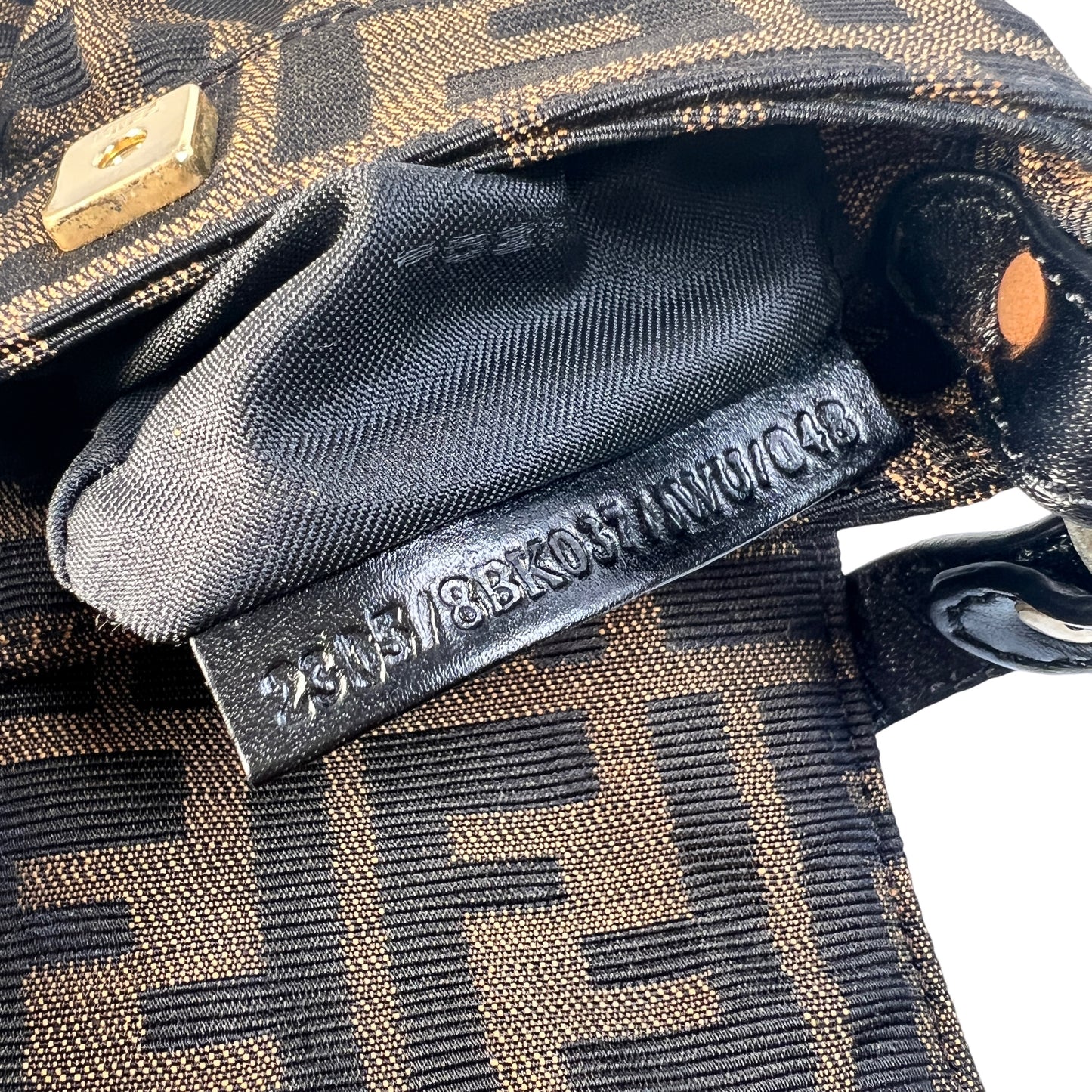 Fendi Brown Shoulder Bags A-15031