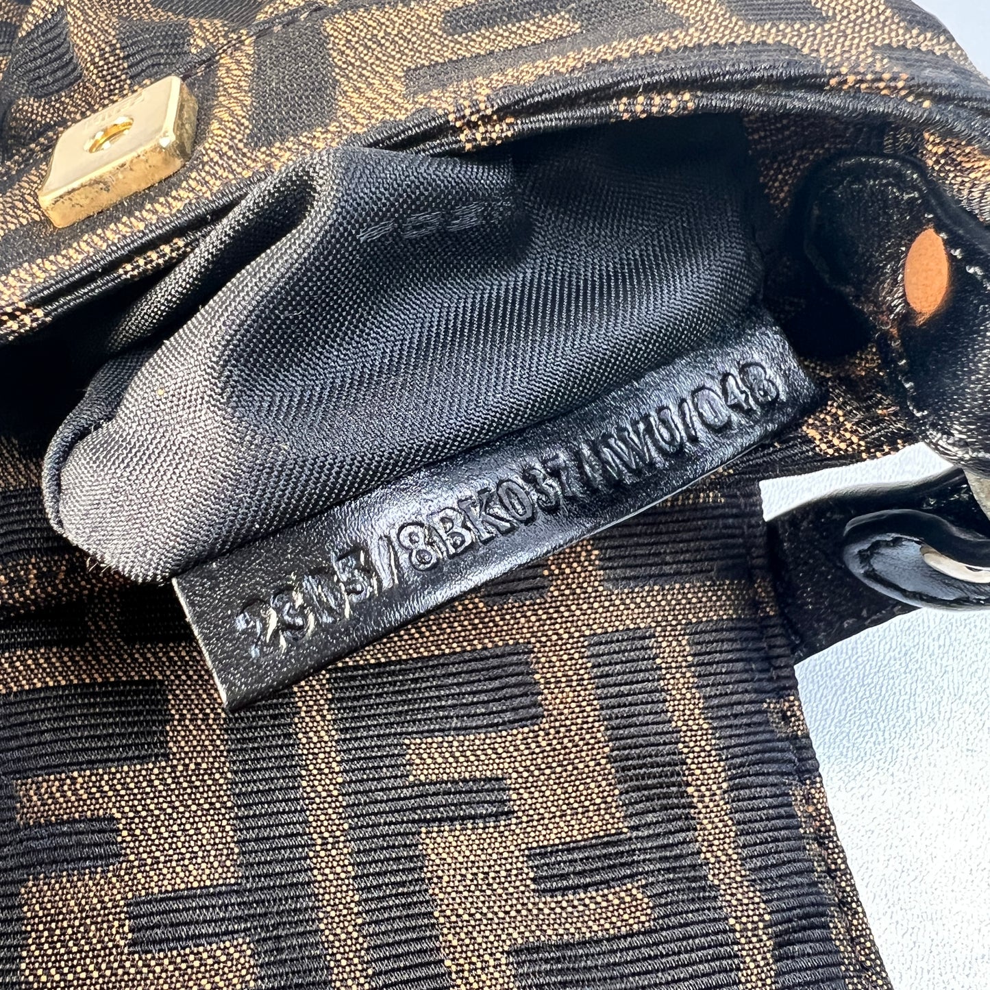 Fendi Brown Shoulder Bags A-15031