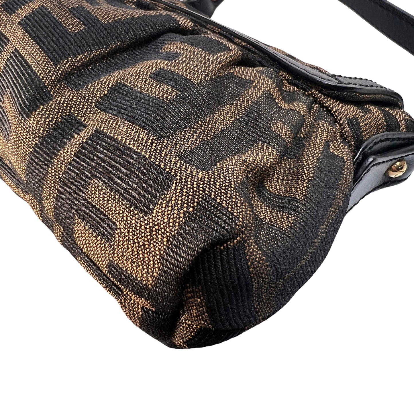 Fendi Brown Shoulder Bags A-15031