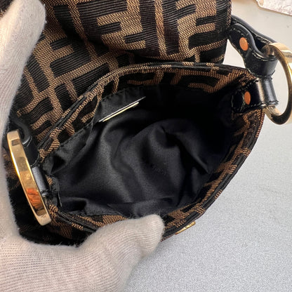 Fendi Brown Shoulder Bags A-15031