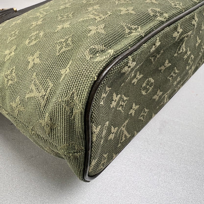 Louis Vuitton Green Handle Bags A-15032