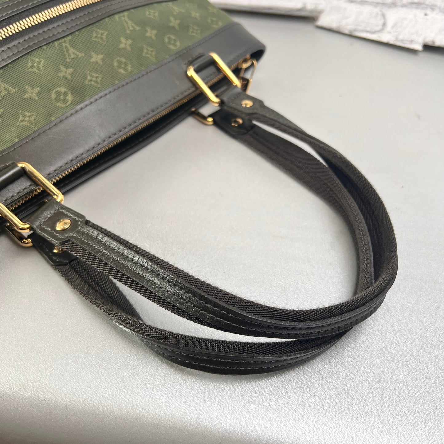 Louis Vuitton Green Handle Bags A-15032