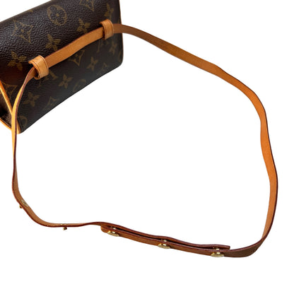 Louis Vuitton Brown Pouches A-15034