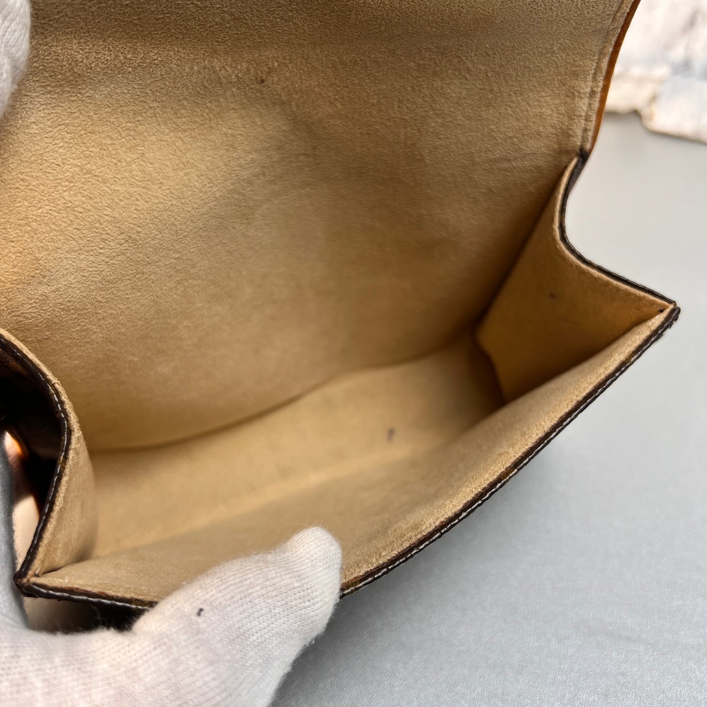 Louis Vuitton Brown Pouches A-15034