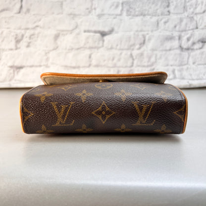 Louis Vuitton Brown Pouches A-15034