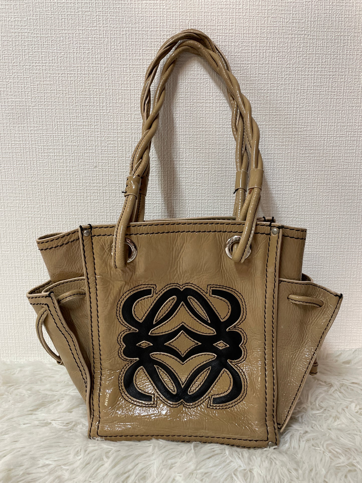 Loewe ベージュ系 Tote Bags A-15036