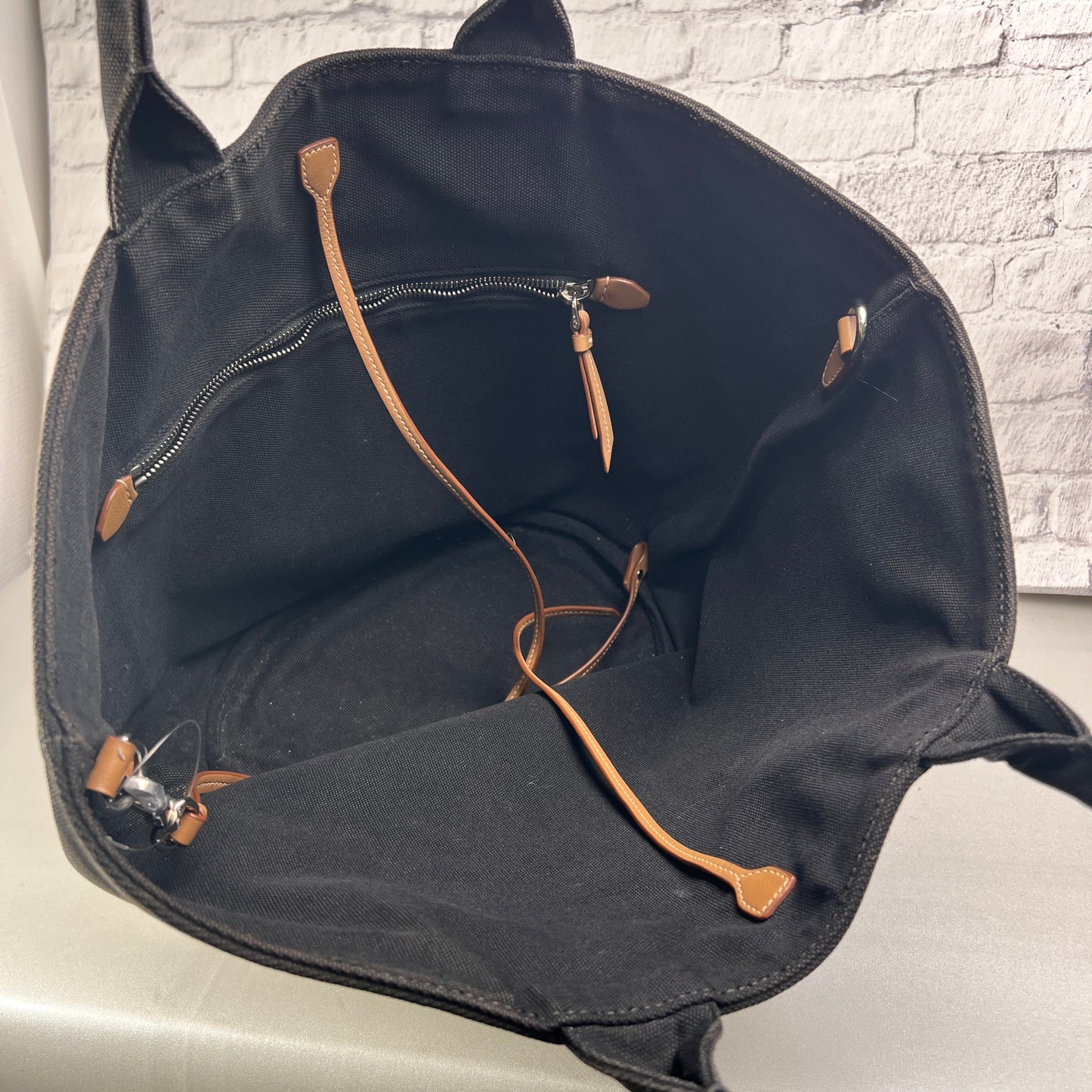 Prada Tote Bags A-15042