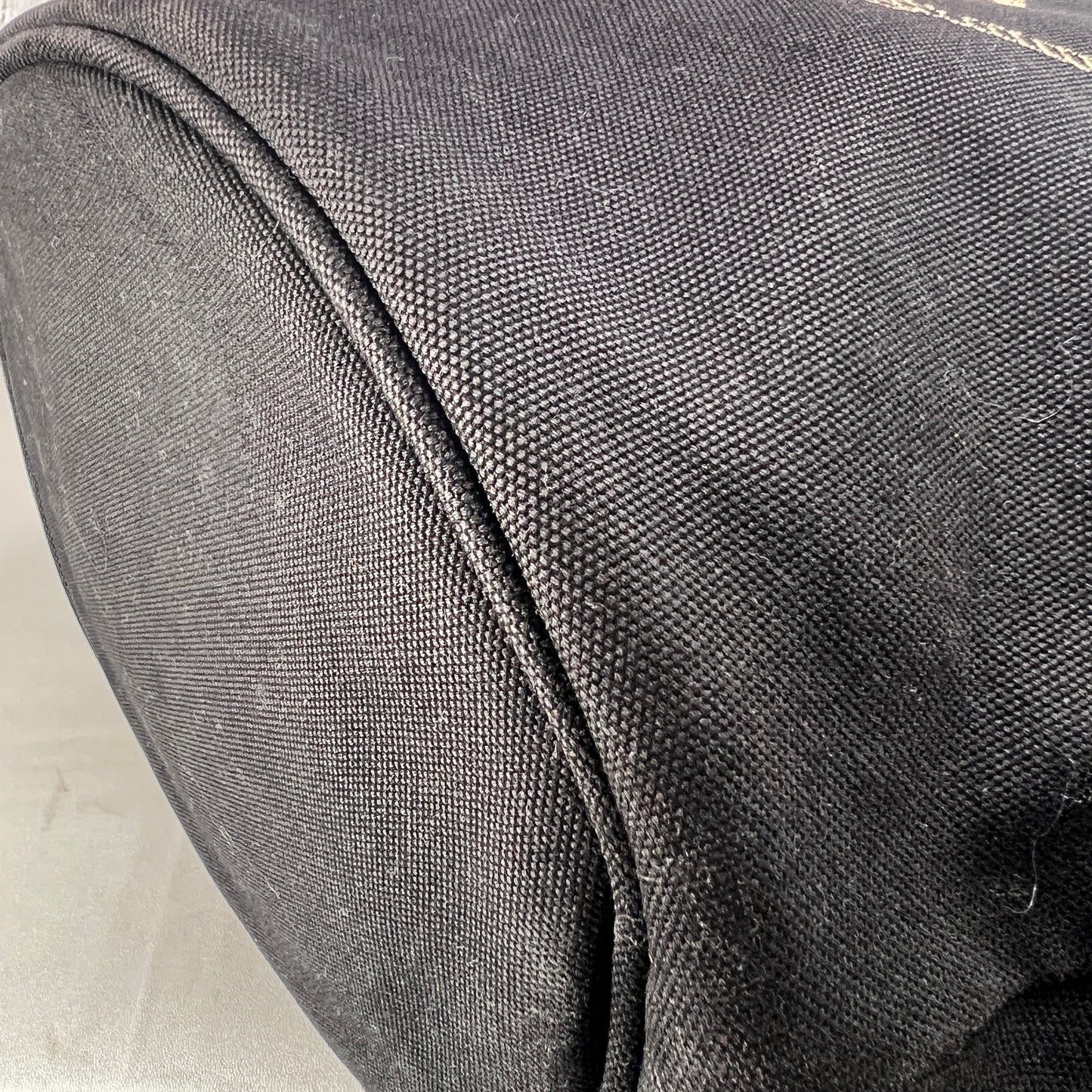 Prada Tote Bags A-15042