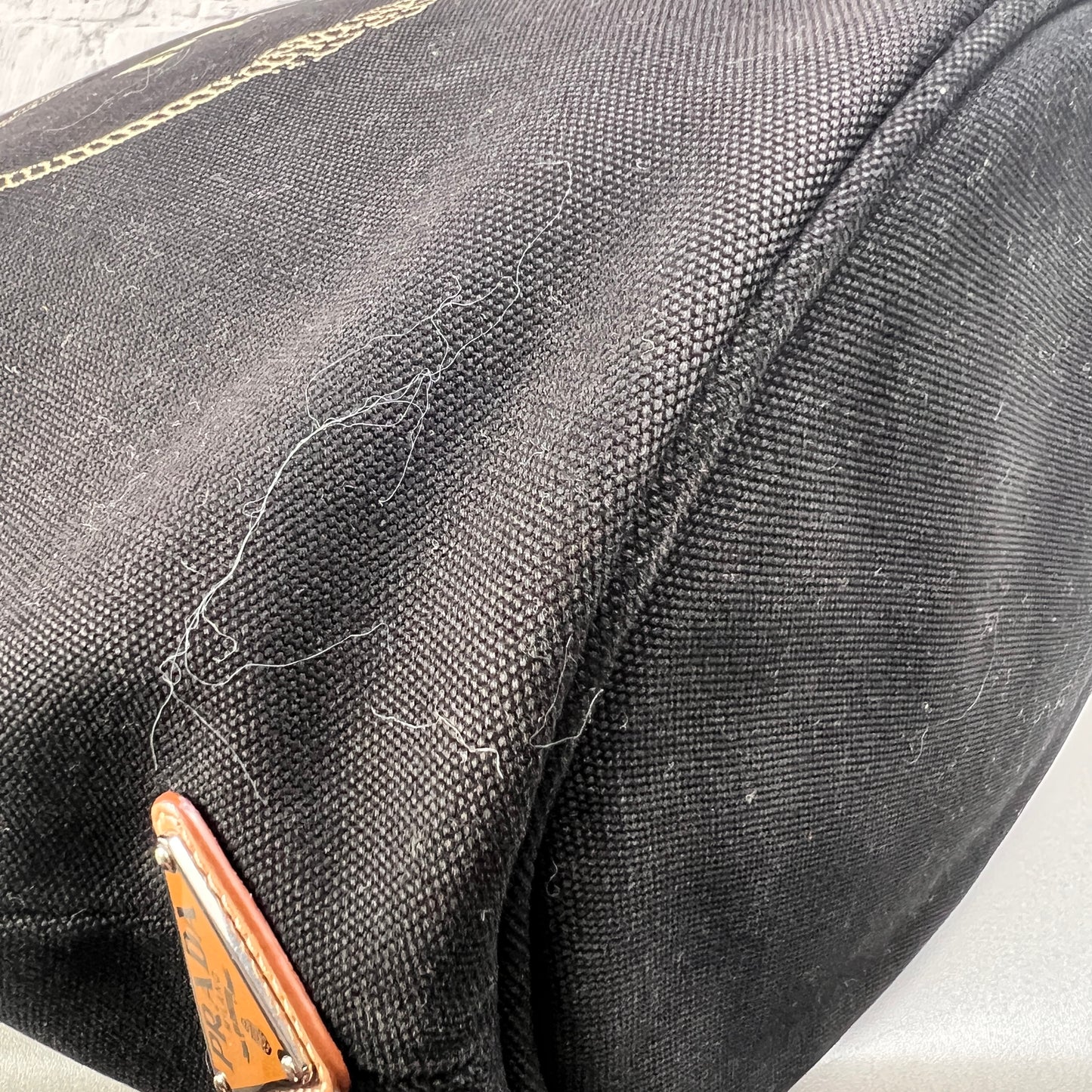 Prada Tote Bags A-15042